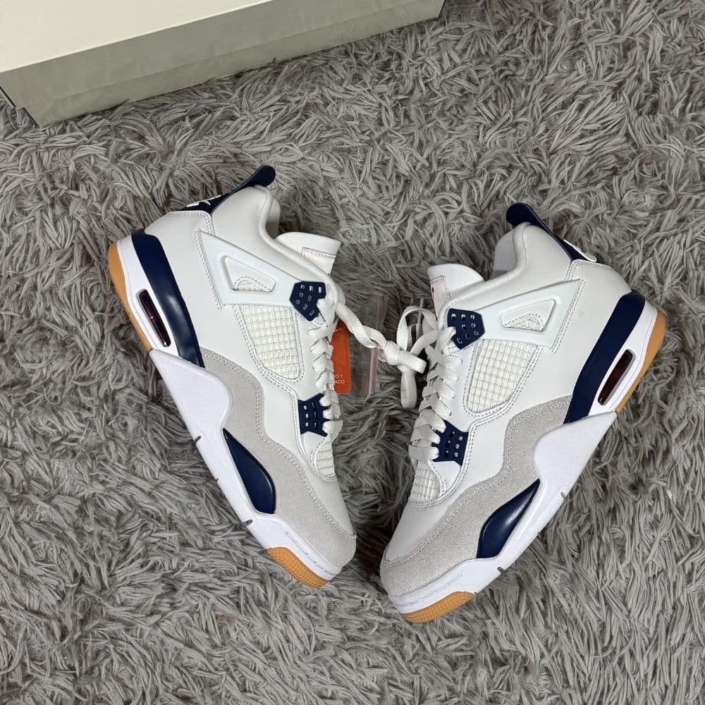 Jordan 4 SB Navy