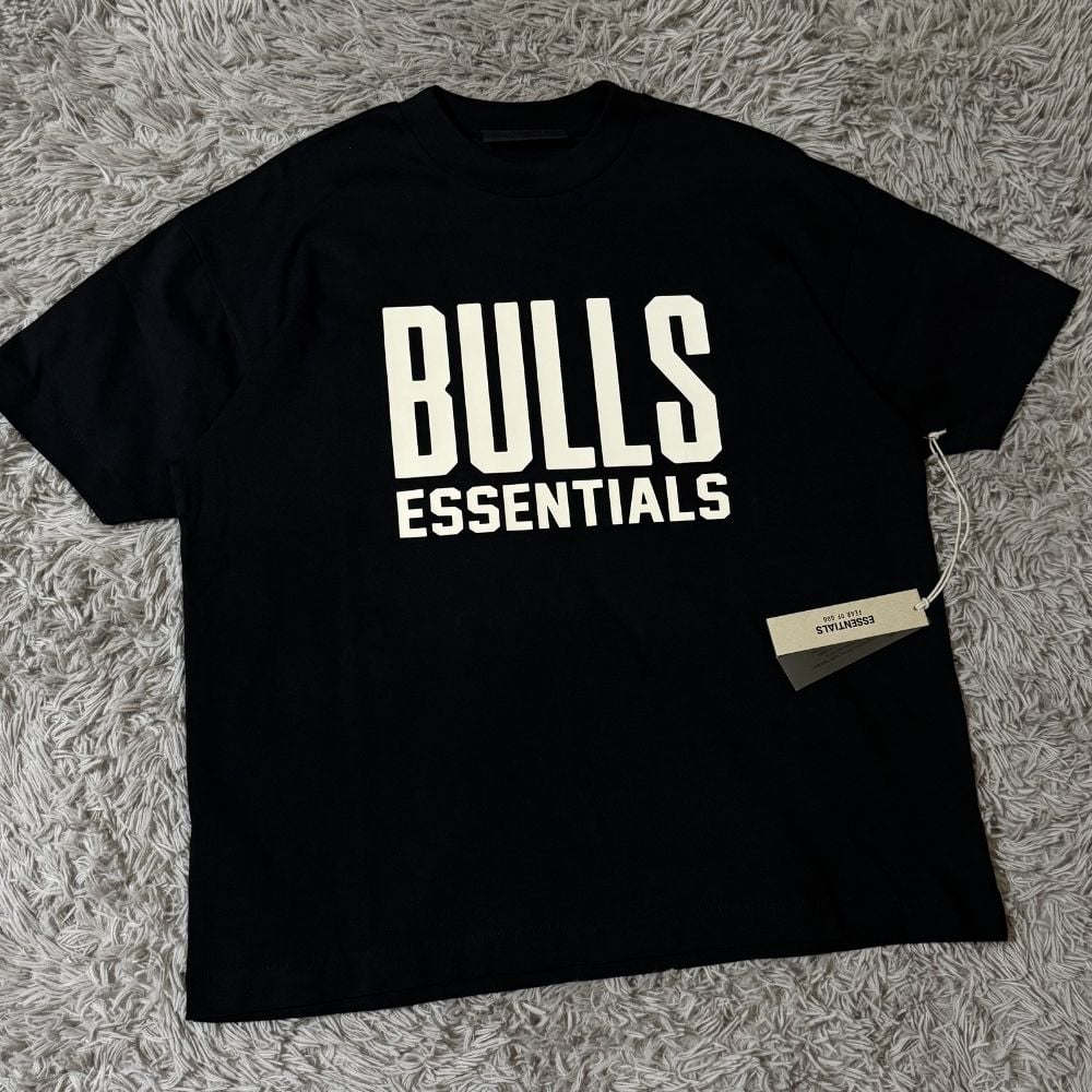 Essentials x NBA Bulls Black Tee